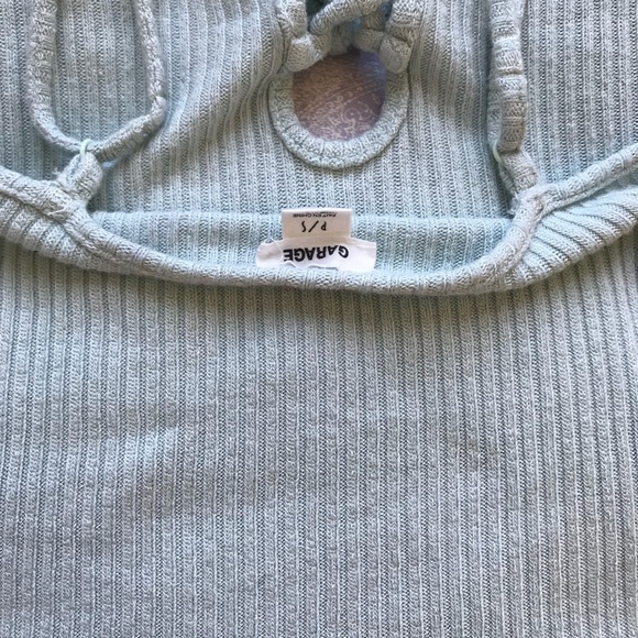 GARAGE light green crop top - Picture 3 of 3